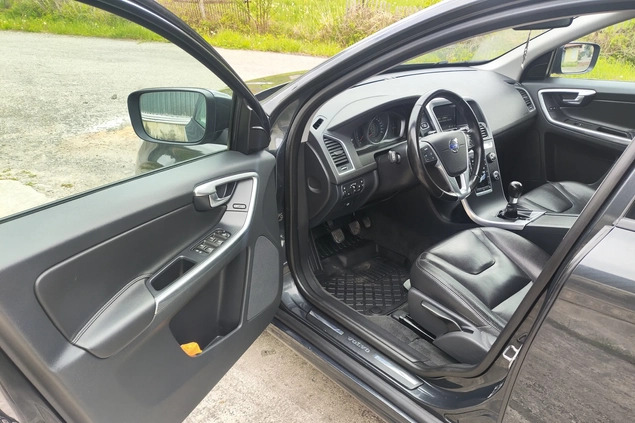 Volvo XC 60 cena 67000 przebieg: 211500, rok produkcji 2015 z Rzeszów małe 301